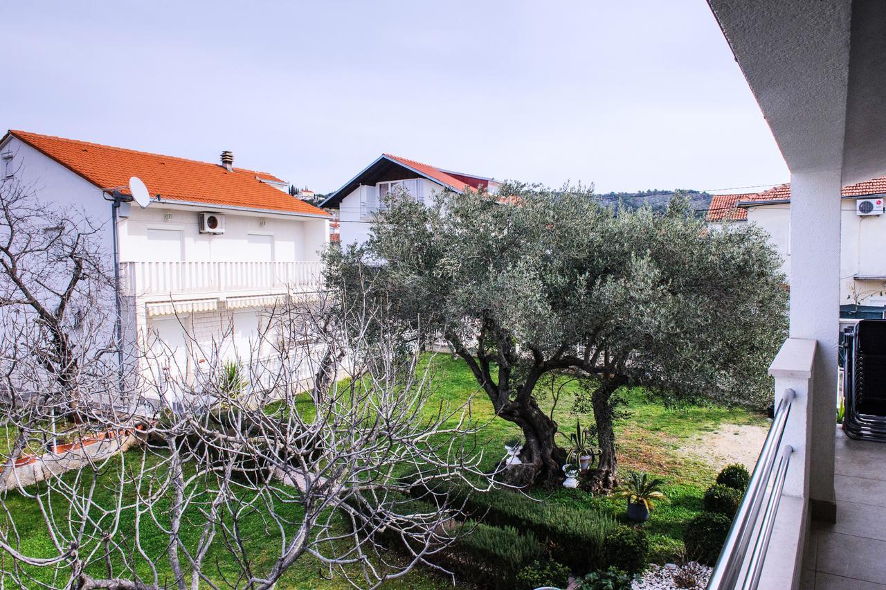 Apartments Mila Marina  Exterior foto