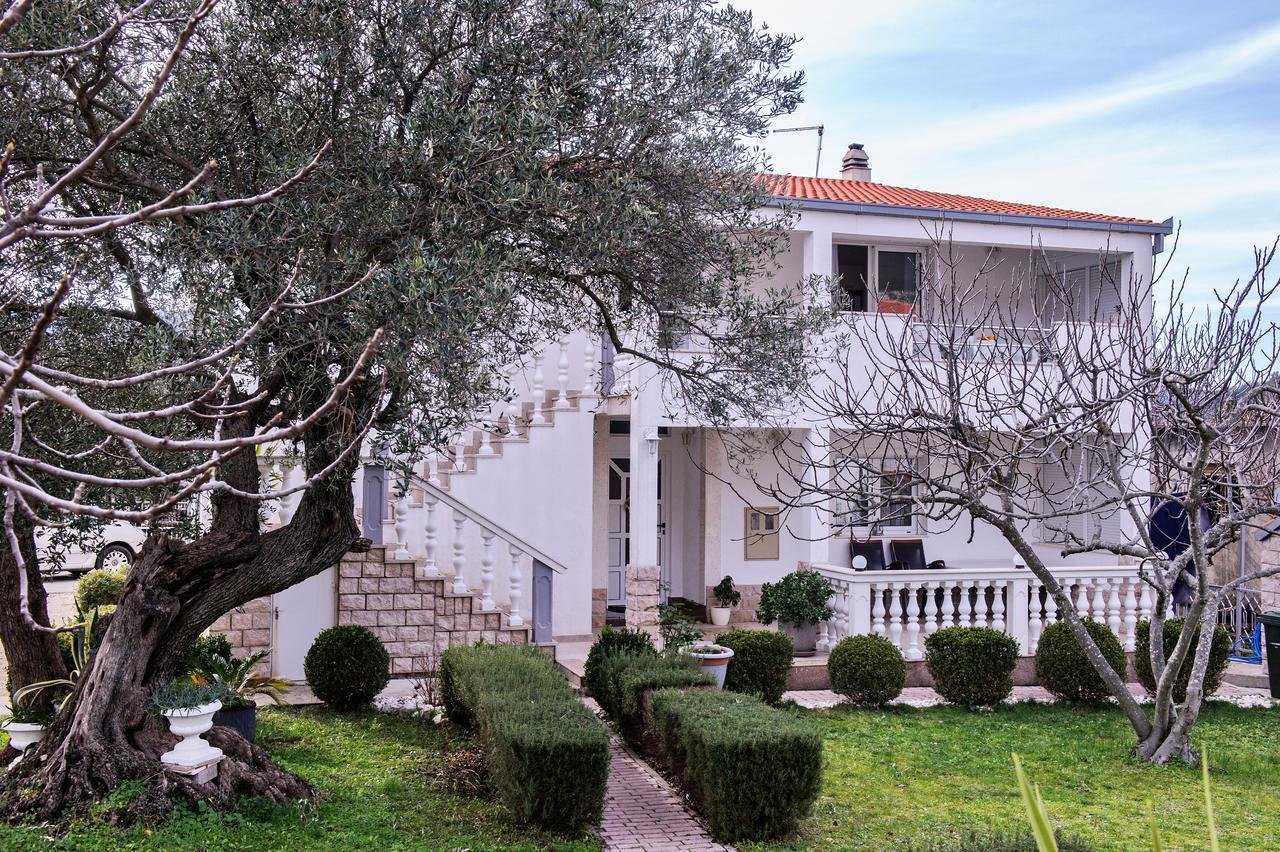 Apartments Mila Marina  Exterior foto